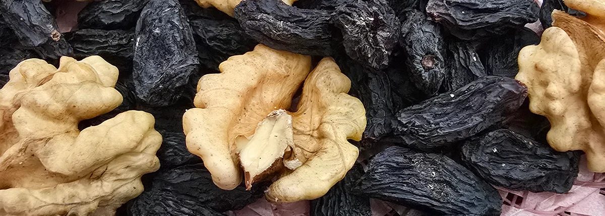 خشکبار و مغزیجات